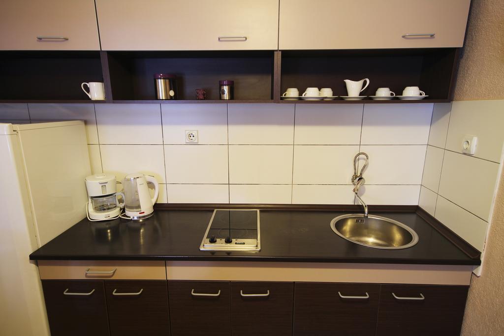 Guest House Via Бітола Екстер'єр фото