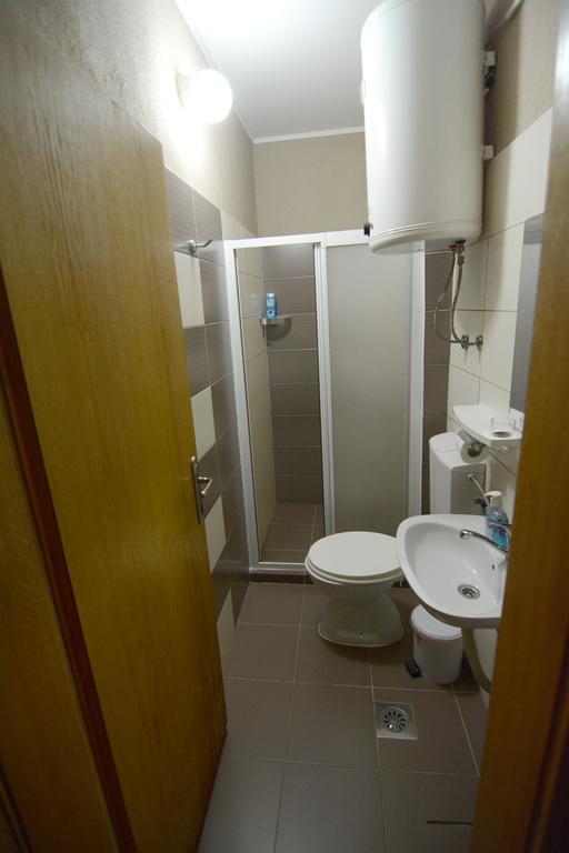 Guest House Via Бітола Екстер'єр фото
