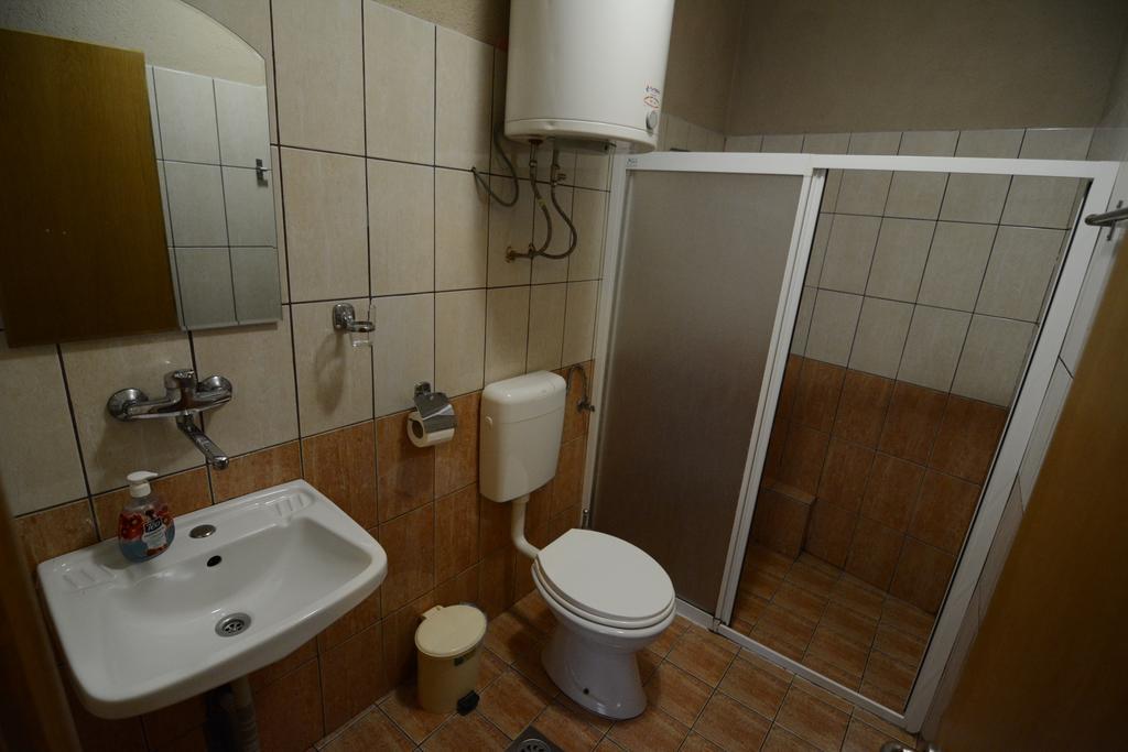 Guest House Via Бітола Екстер'єр фото